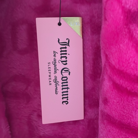 Housecoat - Picture 3 of 5